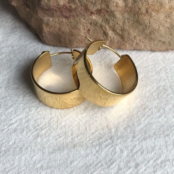 18K Gold Plated Cebelle Thin Blade C Hoop Earrings - Picture 5 of 8